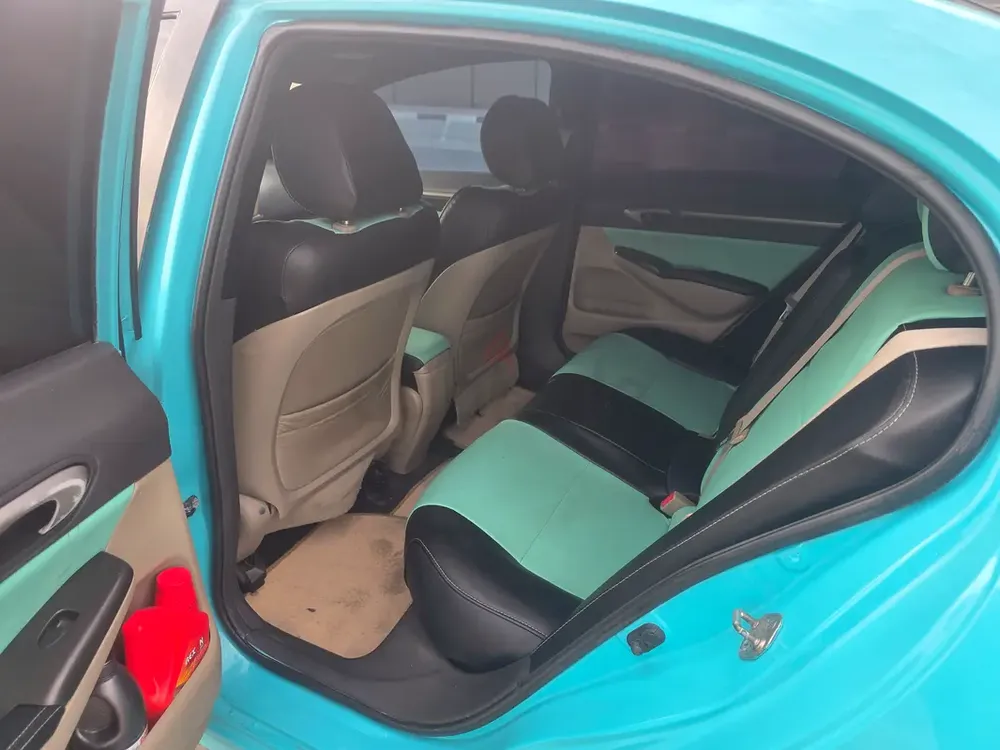 Honda Civic VTi | 2009 | GCC | Full Options | Low Mileage | Filipino Owner - Image 14