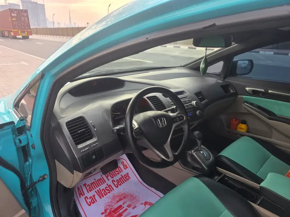 Honda Civic VTi | 2009 | GCC | Full Options | Low Mileage | Filipino Owner - Image 15