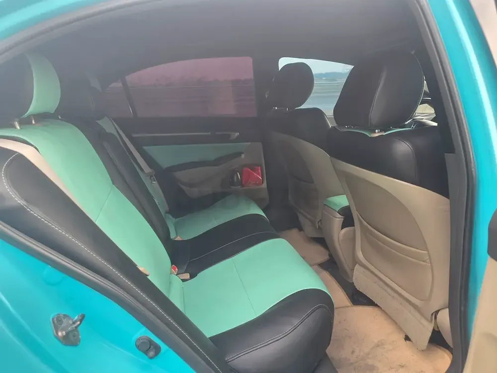 Honda Civic VTi | 2009 | GCC | Full Options | Low Mileage | Filipino Owner - Image 16