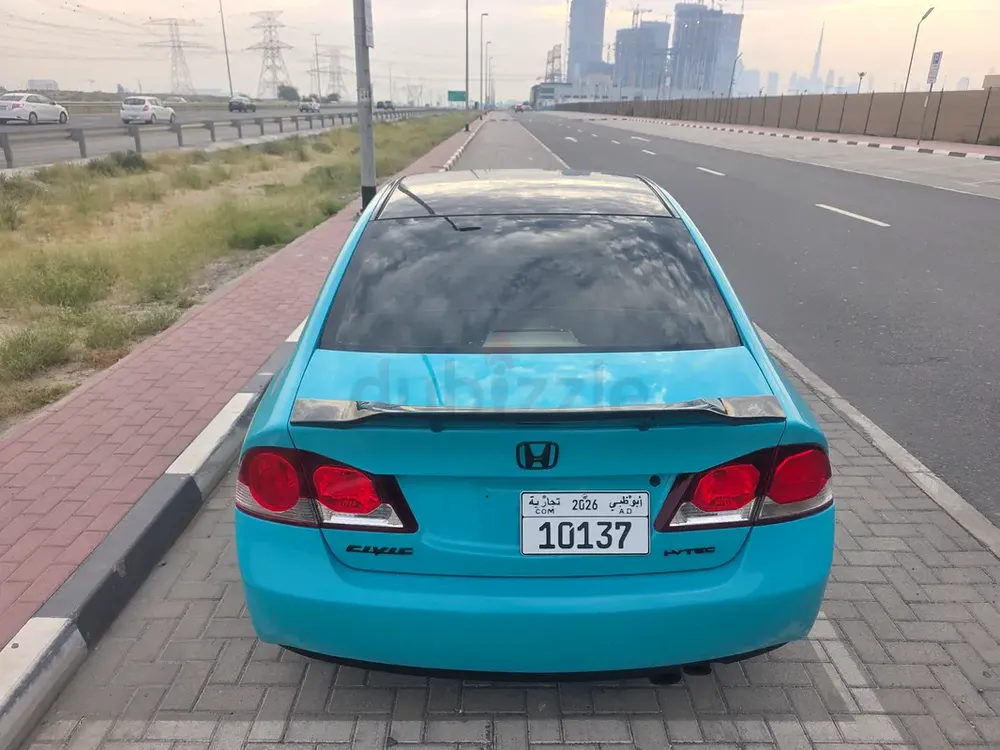 Honda Civic VTi | 2009 | GCC | Full Options | Low Mileage | Filipino Owner - Image 9