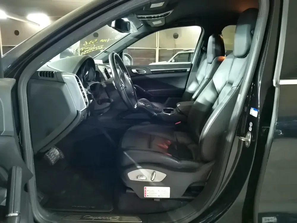 PORSCHE CAYENNE S 2012 4.8L | BLACK LEATHER SEATS | KEYLESS START | POWER SEATS | SEAT HEATER - Image 16