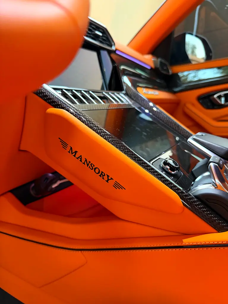 Lamborghini Urus Mansory Edition 2020 | Full Carbon Fiber | European Specs - Image 11