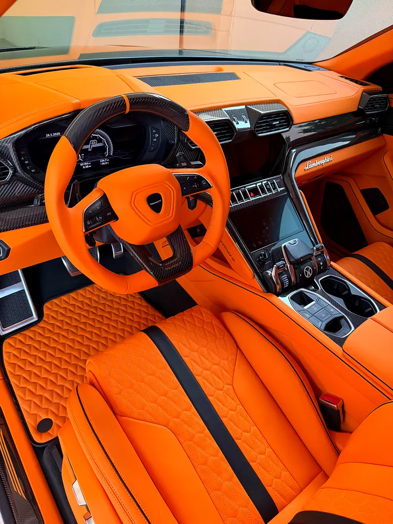 Lamborghini Urus Mansory Edition 2020 | Full Carbon Fiber | European Specs - Image 4