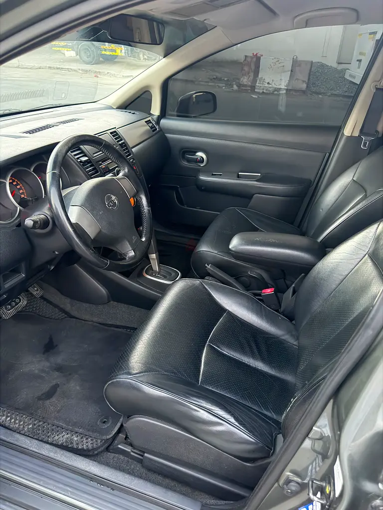 Nissan Tiida 2009 Japanese Specs - Well Maintained Compact Hatchback - Image 5