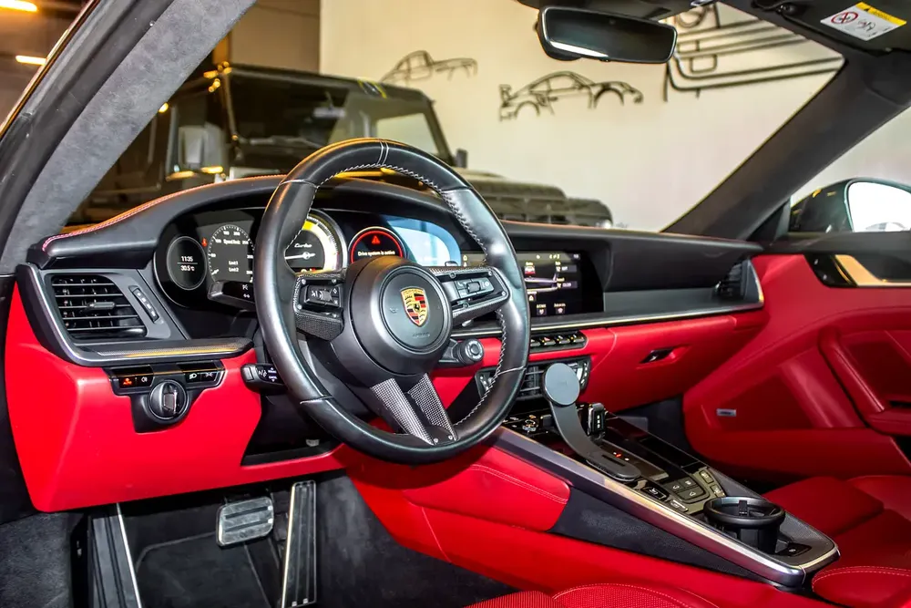 2021 Porsche 911 Turbo | 54,000 KM ONLY  | GCC Specs | Under Warranty  Service Contract - Image 5