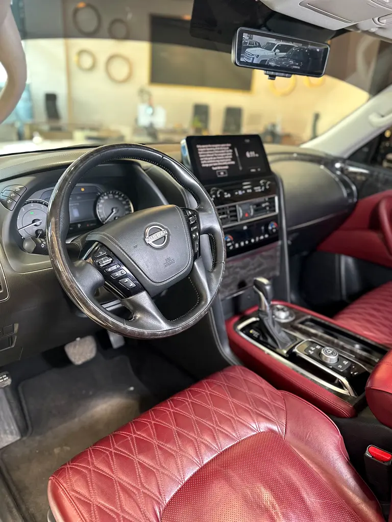 2023 Nissan Patrol SE Platinum - GCC Specs - Like New! - Image 18