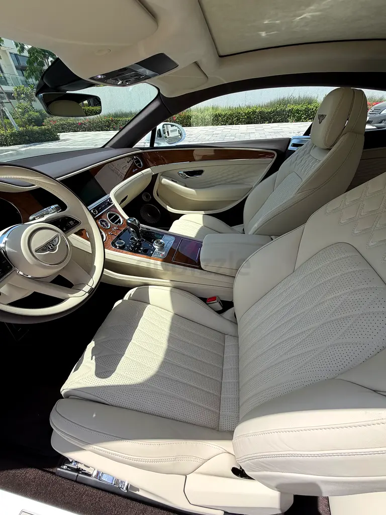 2026 Bentley Continental GT Azure Black Line | GCC Specs | Brand New - Image 18