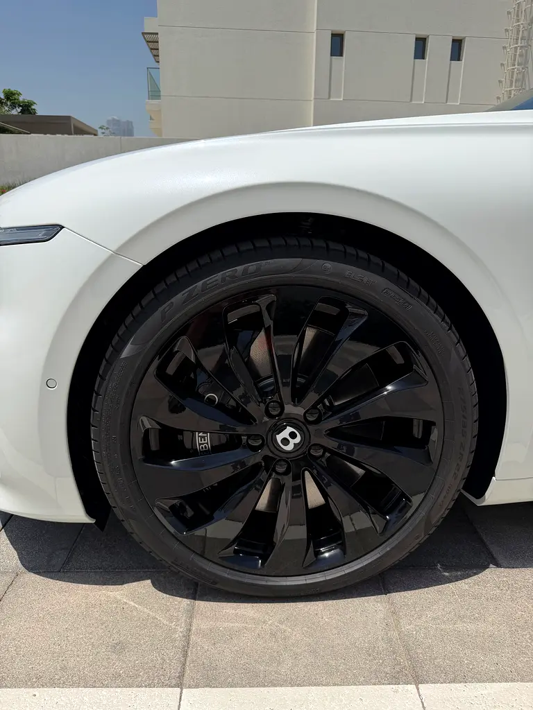 2026 Bentley Continental GT Azure Black Line | GCC Specs | Brand New - Image 4