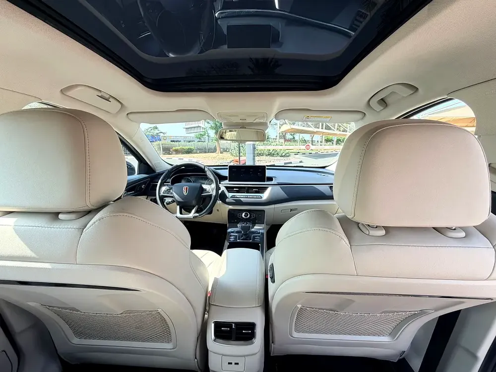HONGQI H6 FULL OPTION GCC SPECS SINGLE OWNER ORIGINAL PAINT SERVICE HISTORY AVAILABLE - Image 10