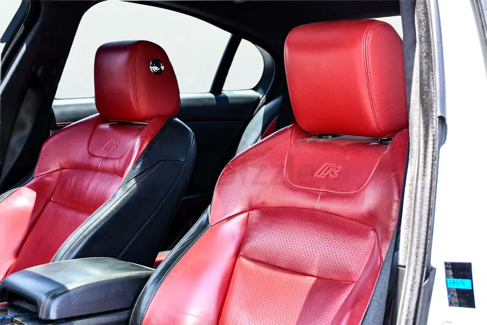2011 Jaguar XF R 5.0L | GCC Specifications - Image 13