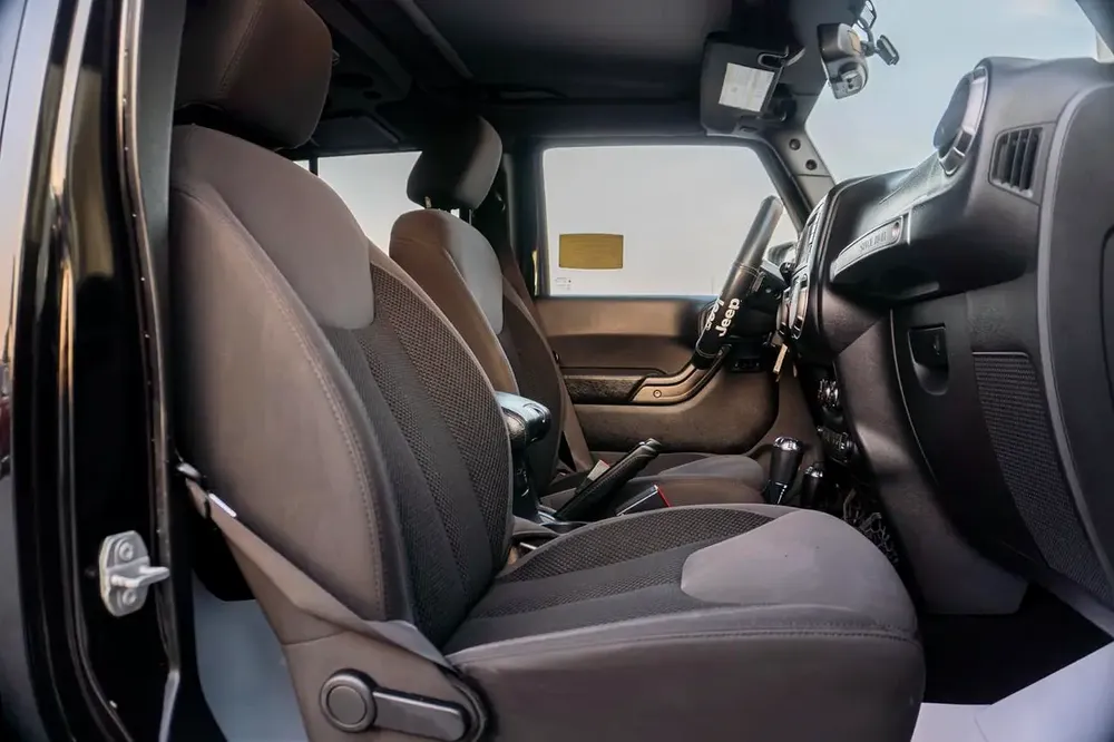 JEEP WRANGLER UNLIMTED 2017 - Image 19