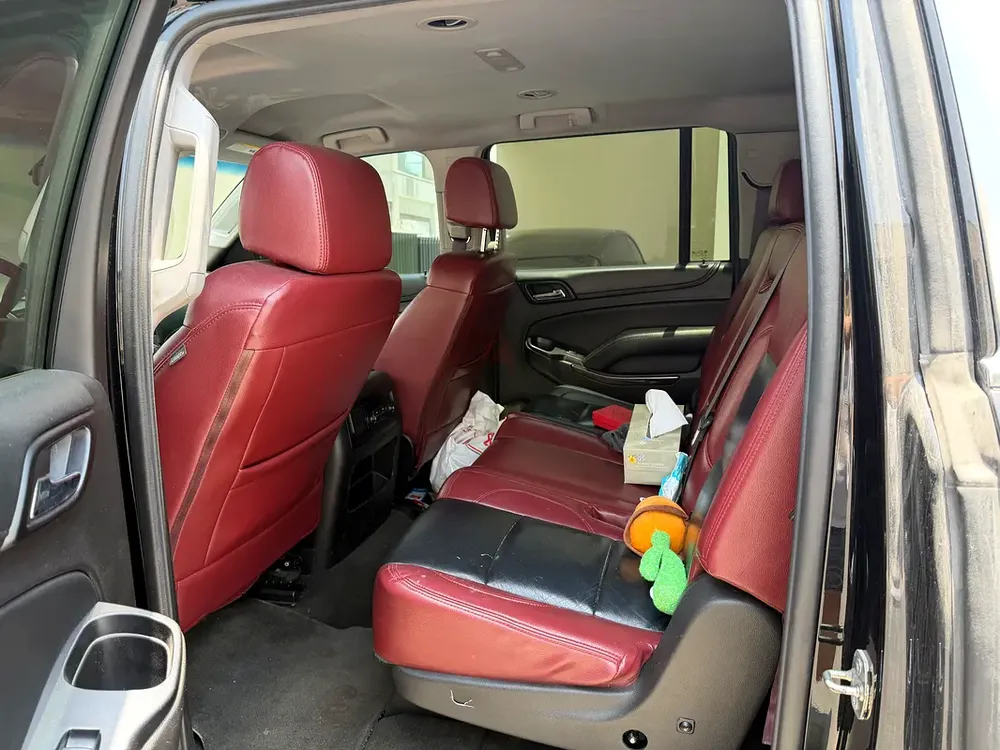 Chevrolet Suburban 2017 | original paint clean car - Image 8