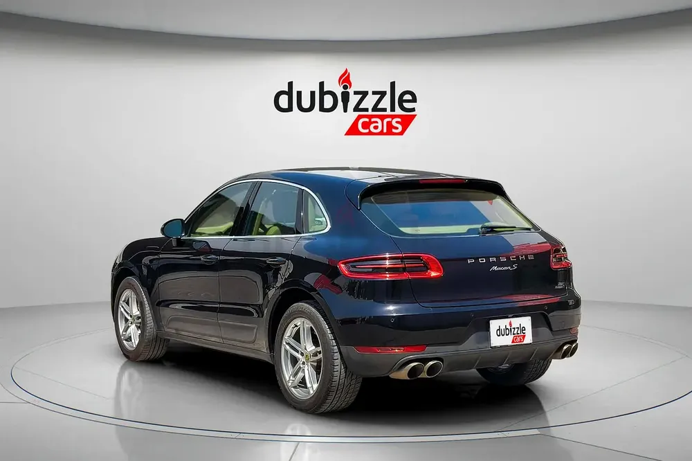 AED 3358/month | 2015 Porsche Macan  | GCC Specs | Ref#474993 - Image 8