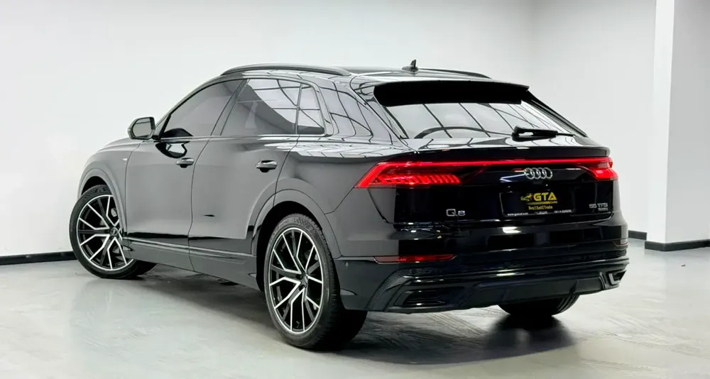 2019 Audi Q8 55 TFSI quattro S line, Warranty, Service History, GCC. - Image 4