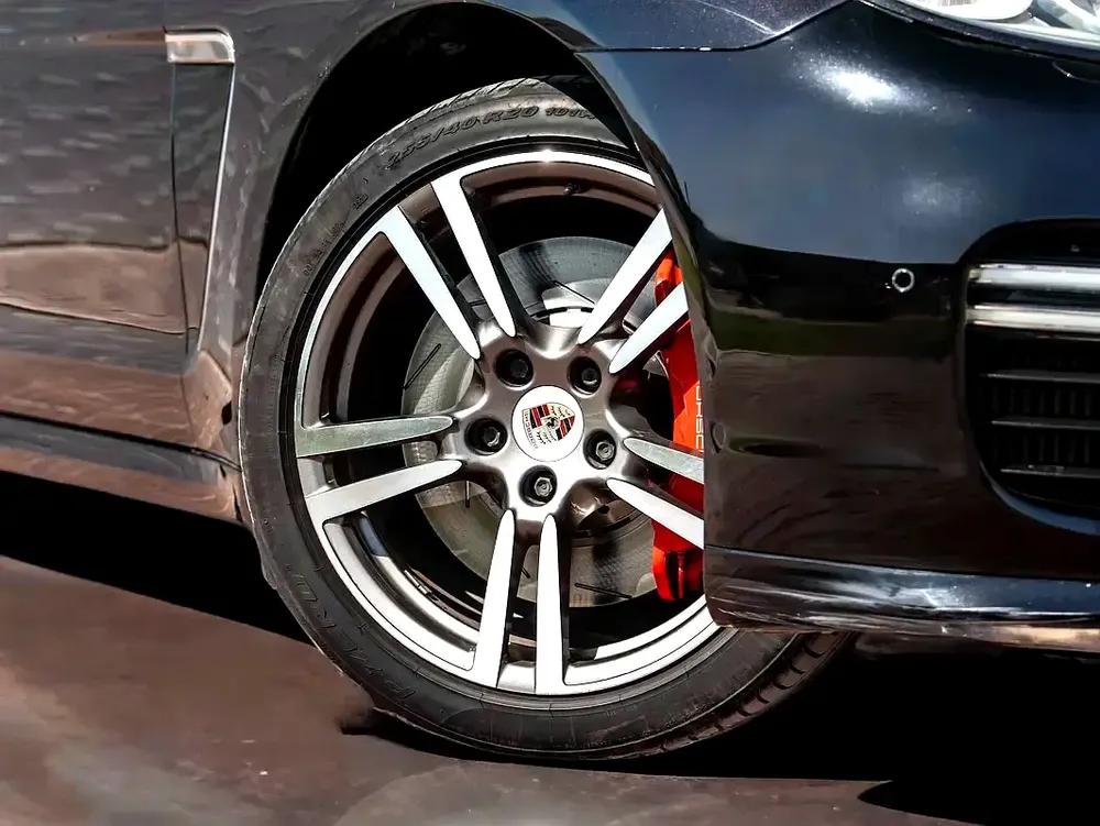 2014 PORSCHE PANAMERA TURBO | V8 PERFORMANCE SEDAN | FULL SERVICE HISTORY - Image 5