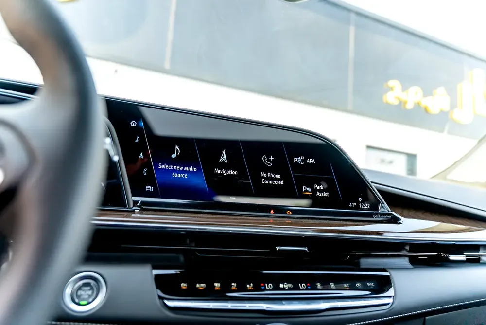 Cadillac Escalade Sport Platinum 6.2L V8 FULL OPTION Brand New 2023 - Image 17