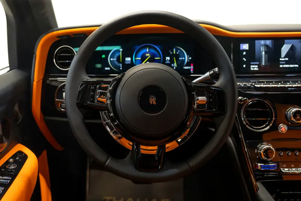 2025 | BRAND NEW | SPECIAL ORDER | CLOUD INTERIOR | ROLLS-ROYCE CULLINAN | BLACK BADGE | EUROPEAN - Image 10