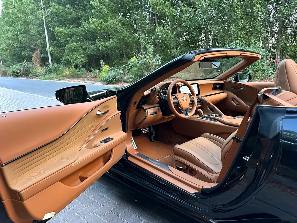 2024 Lexus LC 500 Convertible | 5.0L V8 Performance 471 HP | 5,000 KM | Luxury | Like New - Image 10