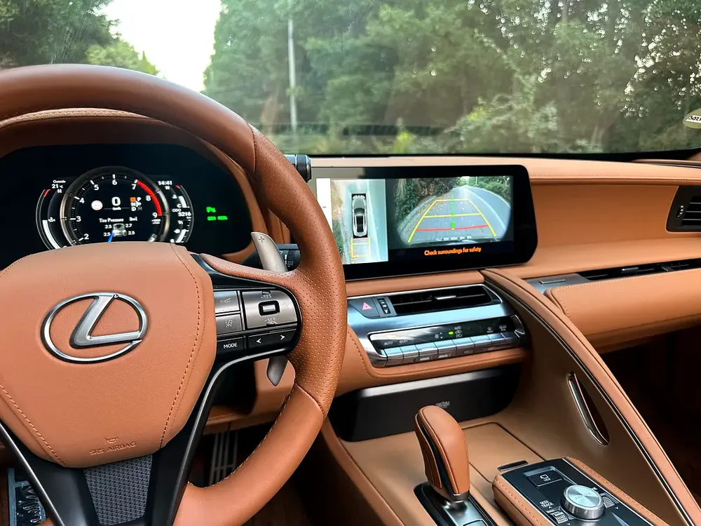 2024 Lexus LC 500 Convertible | 5.0L V8 Performance 471 HP | 5,000 KM | Luxury | Like New - Image 19