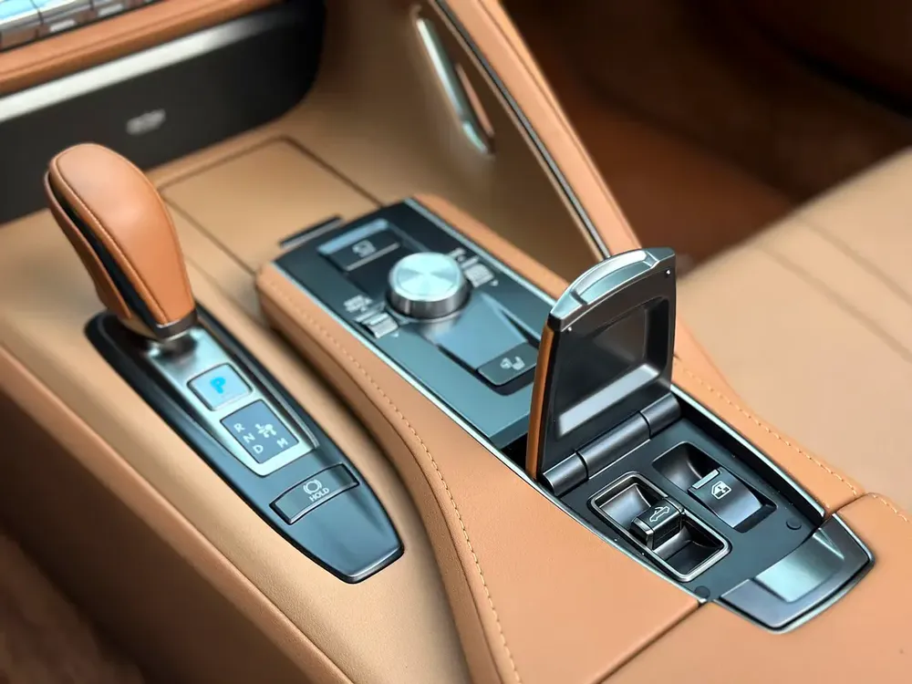 2024 Lexus LC 500 Convertible | 5.0L V8 Performance 471 HP | 5,000 KM | Luxury | Like New - Image 20