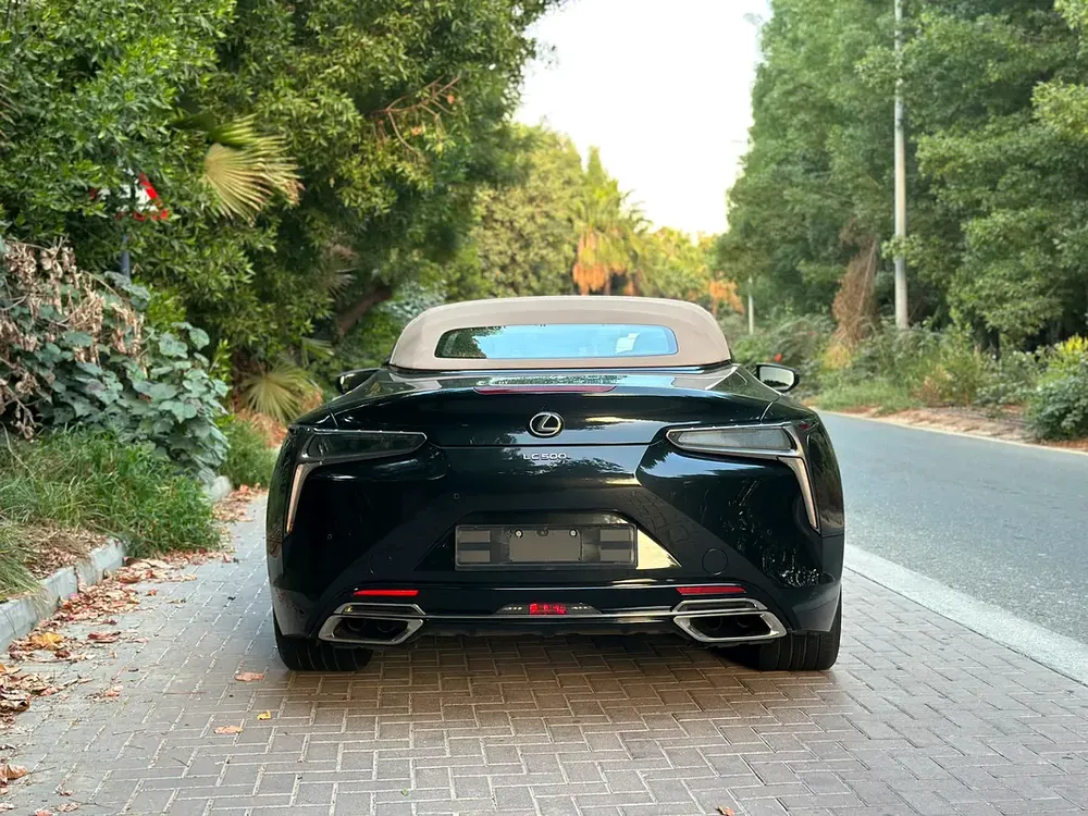 2024 Lexus LC 500 Convertible | 5.0L V8 Performance 471 HP | 5,000 KM | Luxury | Like New - Image 5