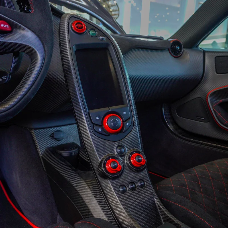 2015 MCLAREN P1  ( 1 OF 5 )  CARBON SERIES  GCC DONE ONLY 2000KM - Image 13