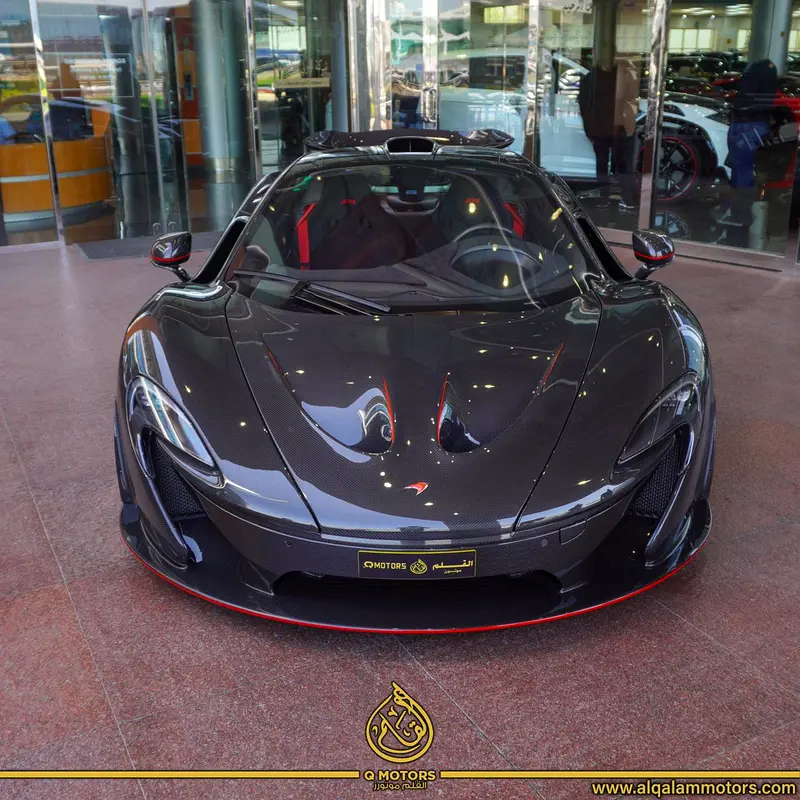 2015 MCLAREN P1  ( 1 OF 5 )  CARBON SERIES  GCC DONE ONLY 2000KM - Image 4