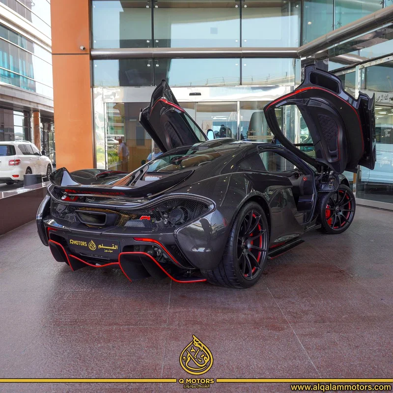 2015 MCLAREN P1  ( 1 OF 5 )  CARBON SERIES  GCC DONE ONLY 2000KM - Image 5