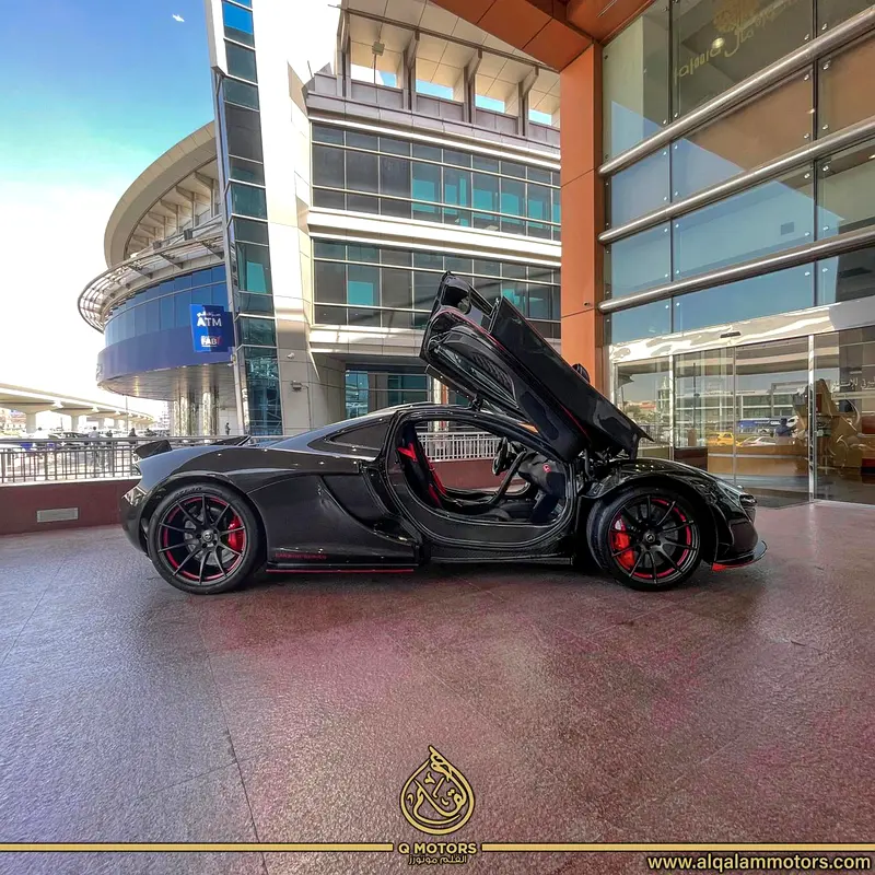2015 MCLAREN P1  ( 1 OF 5 )  CARBON SERIES  GCC DONE ONLY 2000KM - Image 8