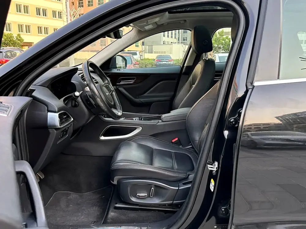 2019 Jaguar F - Pace Prestige 25t AWD - Image 13
