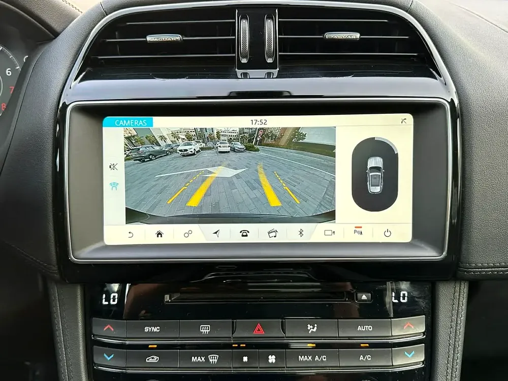 2019 Jaguar F - Pace Prestige 25t AWD - Image 15