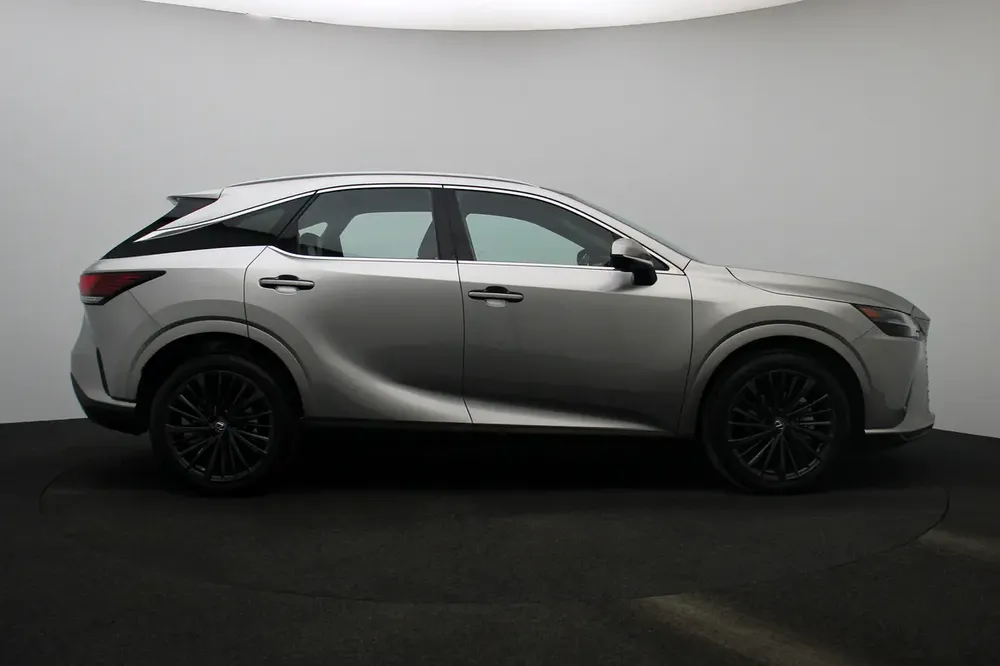 **Special offer** 2025 RX350 Prestige 2.4L Turbo - Image 5