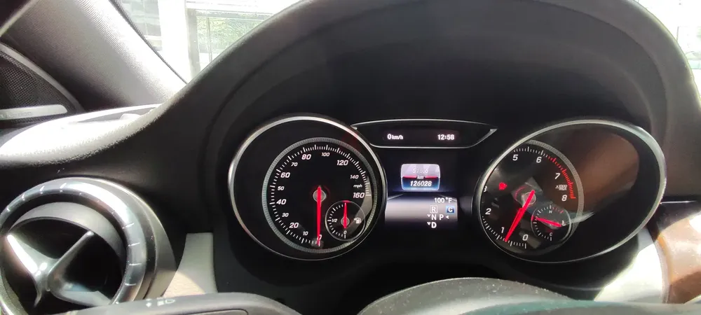 Mercedes-Benz CLA 250 - 2017 Lady driven nice Condition - European Specs - Image 9