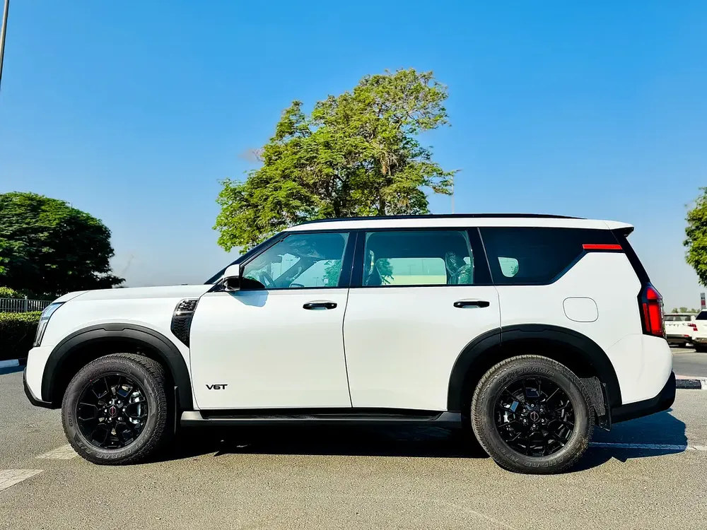NISSAN PATROL LE PRO4X NEW CAR 2026 GCC - Image 14