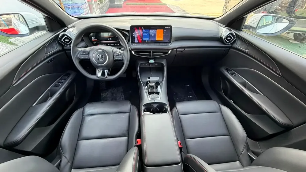 MG MG5 Luxury 2025 - Brand New - Image 17