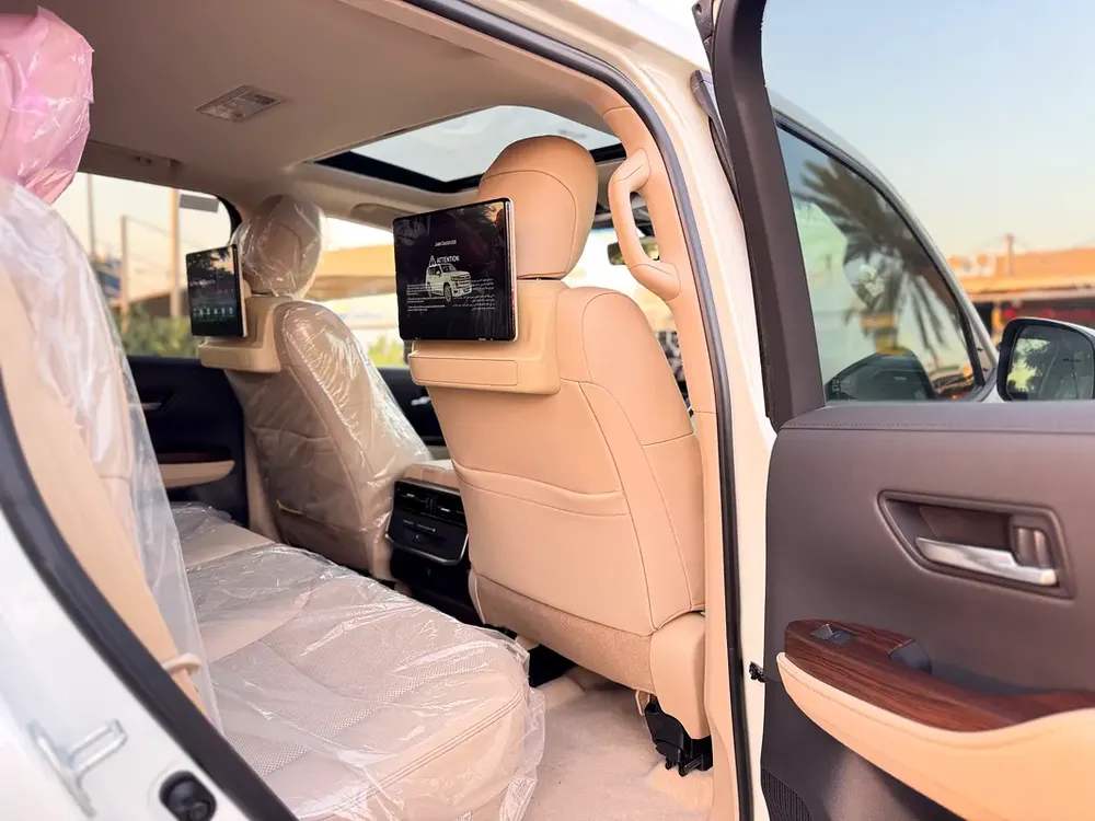 CRUISER GXR / BRAND NEW / FULL OPTION / 3 YEARS WARRANTY - Image 18