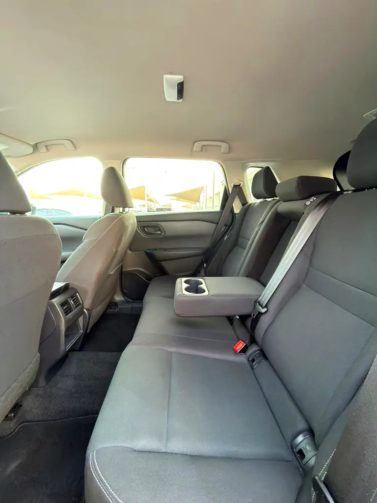 2025 NISSAN ROGUE S | 1150 AED/ MONTH | LOW MILEAGE | PERFECT CONDITION - Image 13