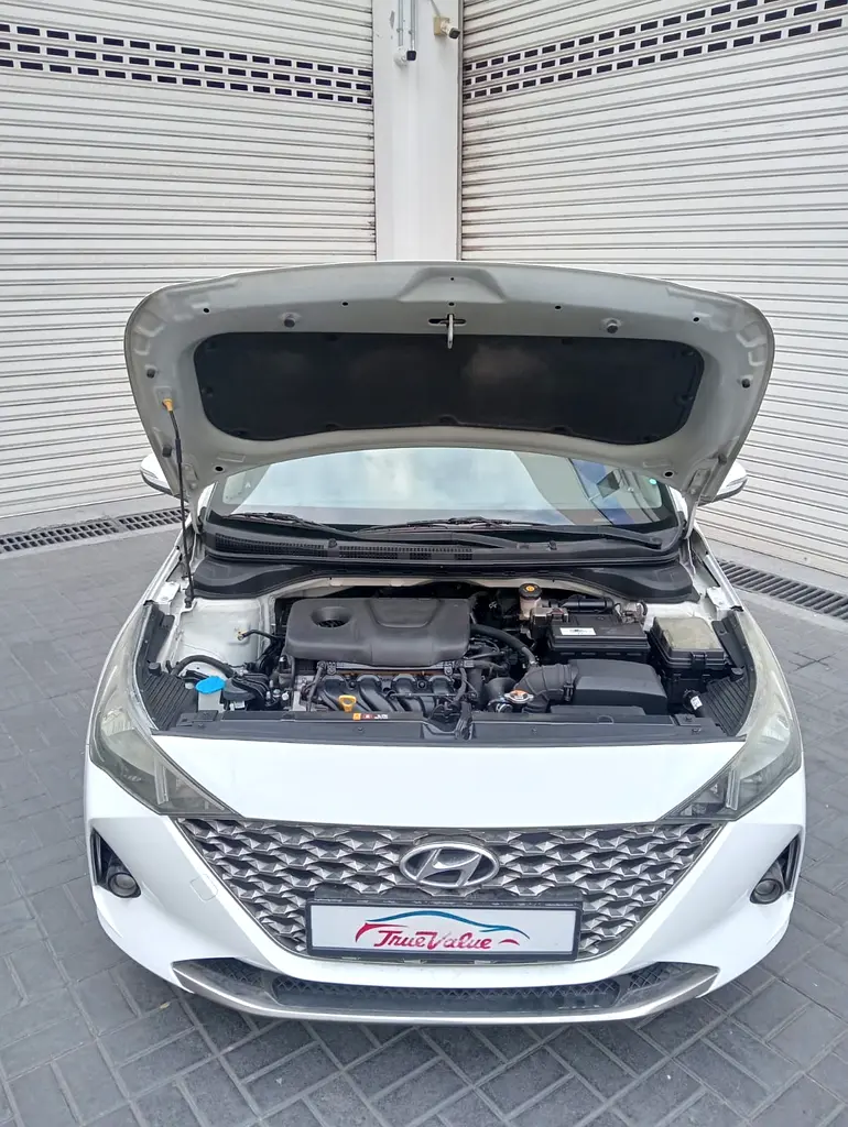 Hyundai accent 2022 1.6 gcc accident free single owner - Image 15