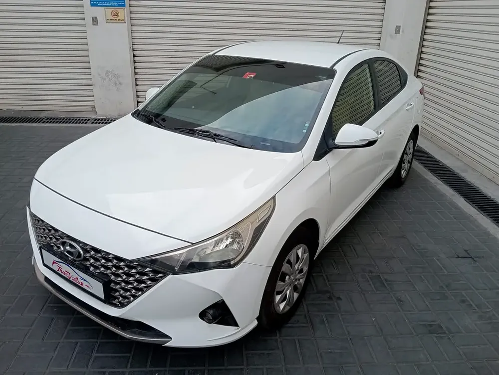 Hyundai accent 2022 1.6 gcc accident free single owner - Image 6