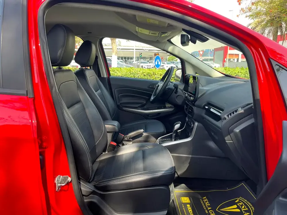 UNLIMITED MILEAGE WARRANTY / TITANIAM + CRUISE CONTROL + NAVIGATION + PUSH START + CAR PLAY - Image 11