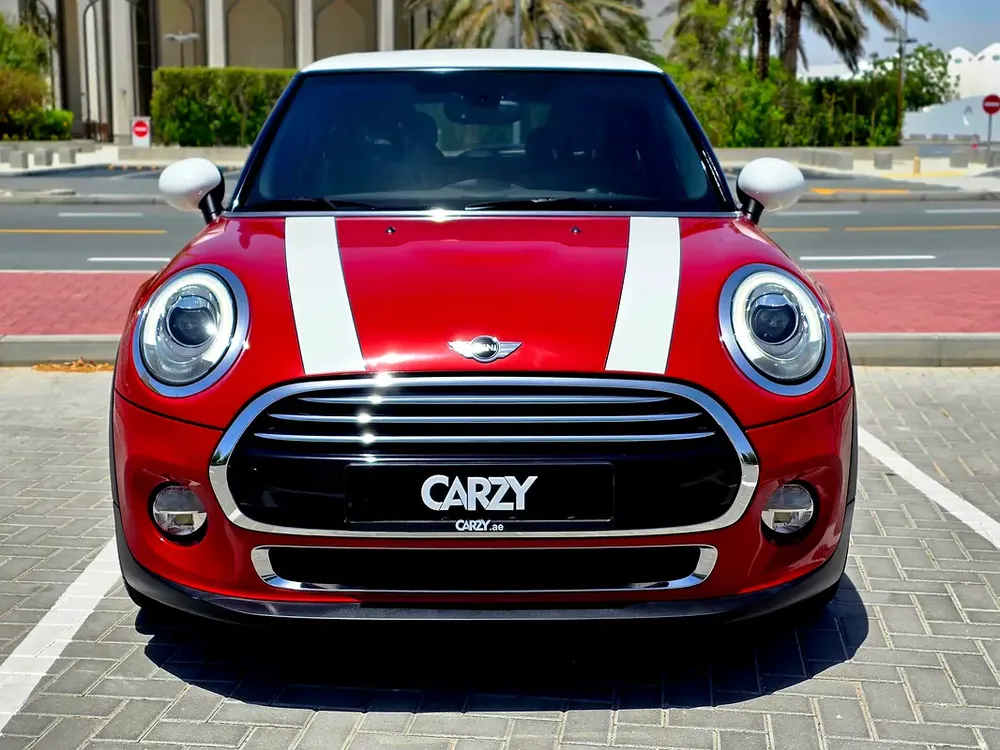 2015 MINI Cooper | GCC Specs | Excellent Condition | Well Maintained - Image 4