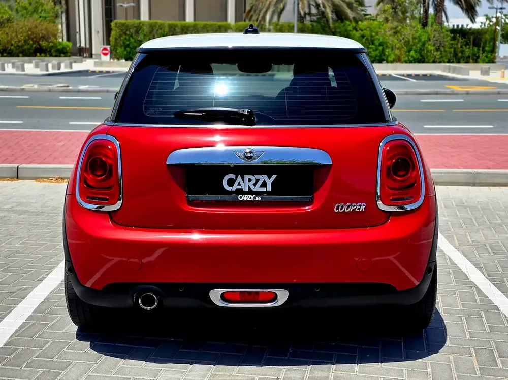 2015 MINI Cooper | GCC Specs | Excellent Condition | Well Maintained - Image 6