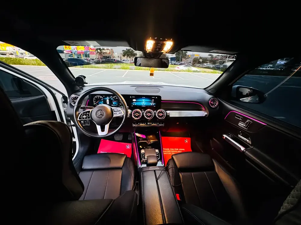 2020 Mercedes-Benz GLB 250 - American Specs - Pristine Condition - Image 13