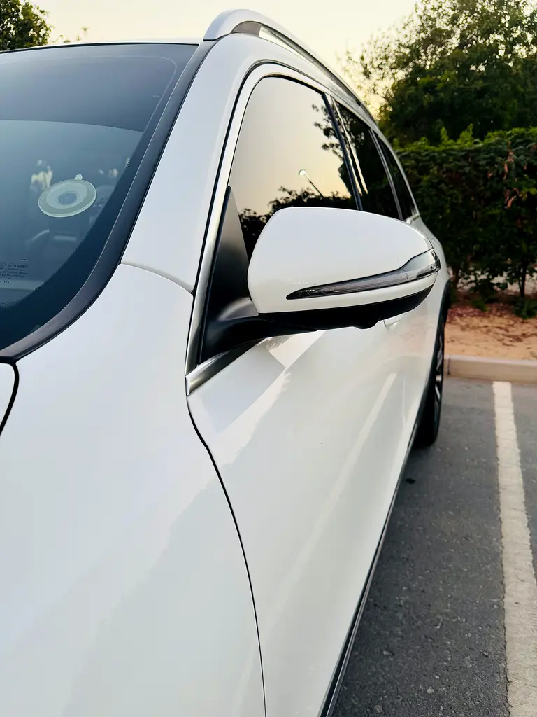 2020 Mercedes-Benz GLB 250 - American Specs - Pristine Condition - Image 8