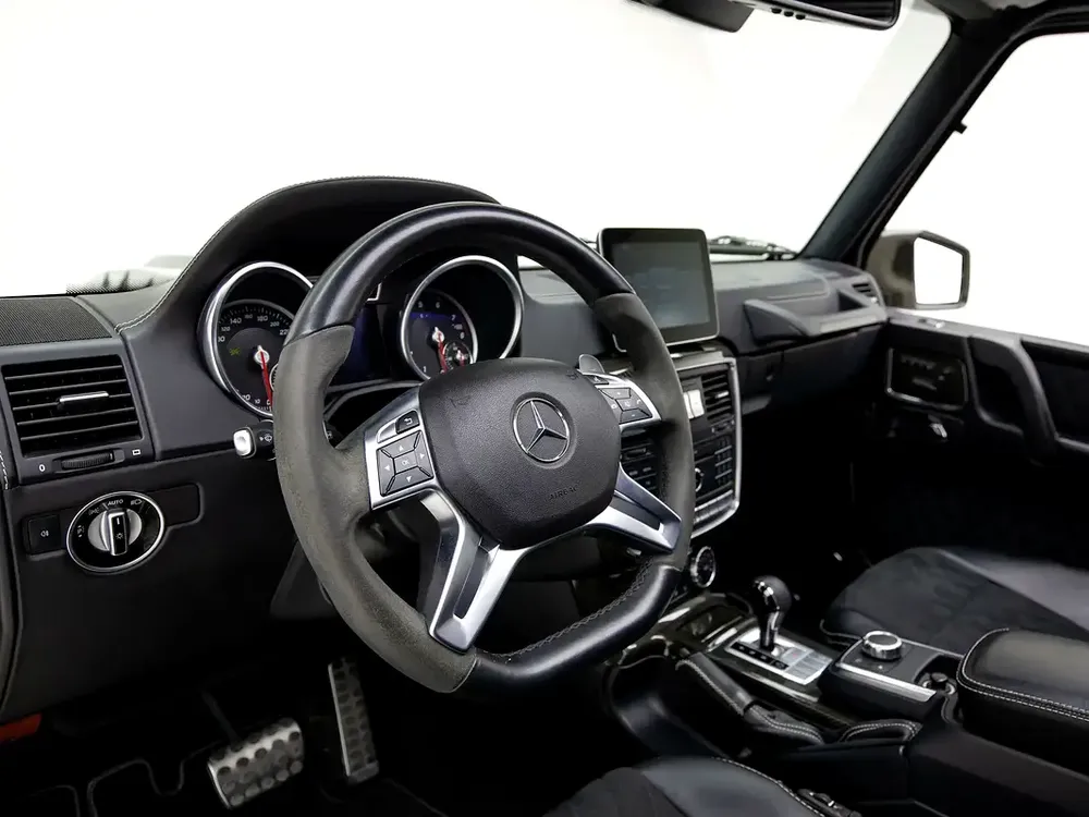 2017 | Mercedes Benz | G500 4x4 with Brabus Kit | GCC Spec - Image 8