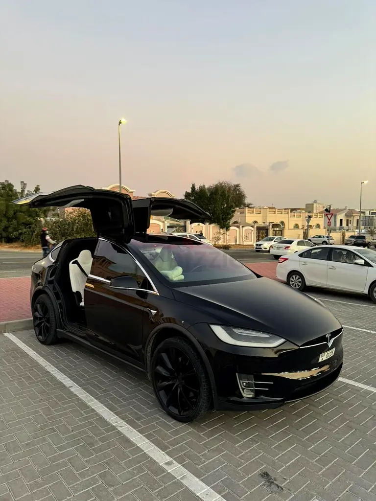 Tesla Model X 75D 2018 GCC Specs - Low Mileage  Pristine Condition