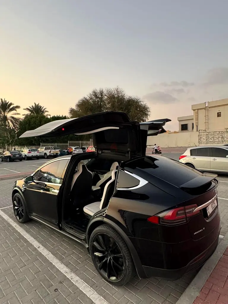 Tesla Model X 75D 2018 GCC Specs - Low Mileage  Pristine Condition - Image 10