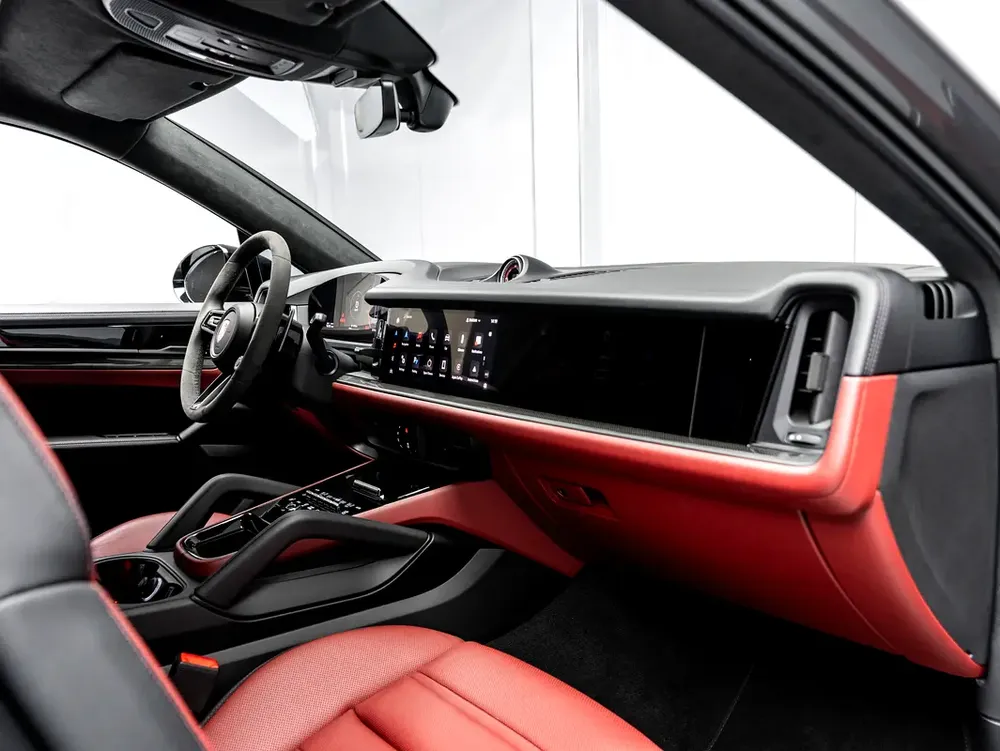 SUMMER STARTS NOW | EXCLUSIVE DEAL BY BLACKLINE, January 2027 Porsche Warranty, Low KMs, GCC - Image 14