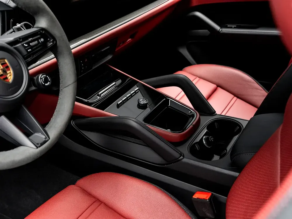 SUMMER STARTS NOW | EXCLUSIVE DEAL BY BLACKLINE, January 2027 Porsche Warranty, Low KMs, GCC - Image 16