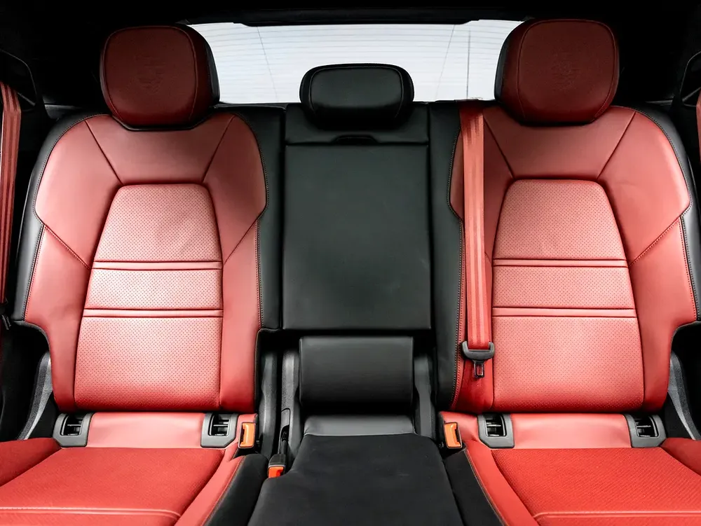 SUMMER STARTS NOW | EXCLUSIVE DEAL BY BLACKLINE, January 2027 Porsche Warranty, Low KMs, GCC - Image 18
